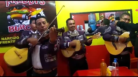 Mariachi en tlaxcala