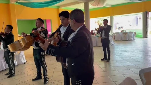 Mariachi juvenil